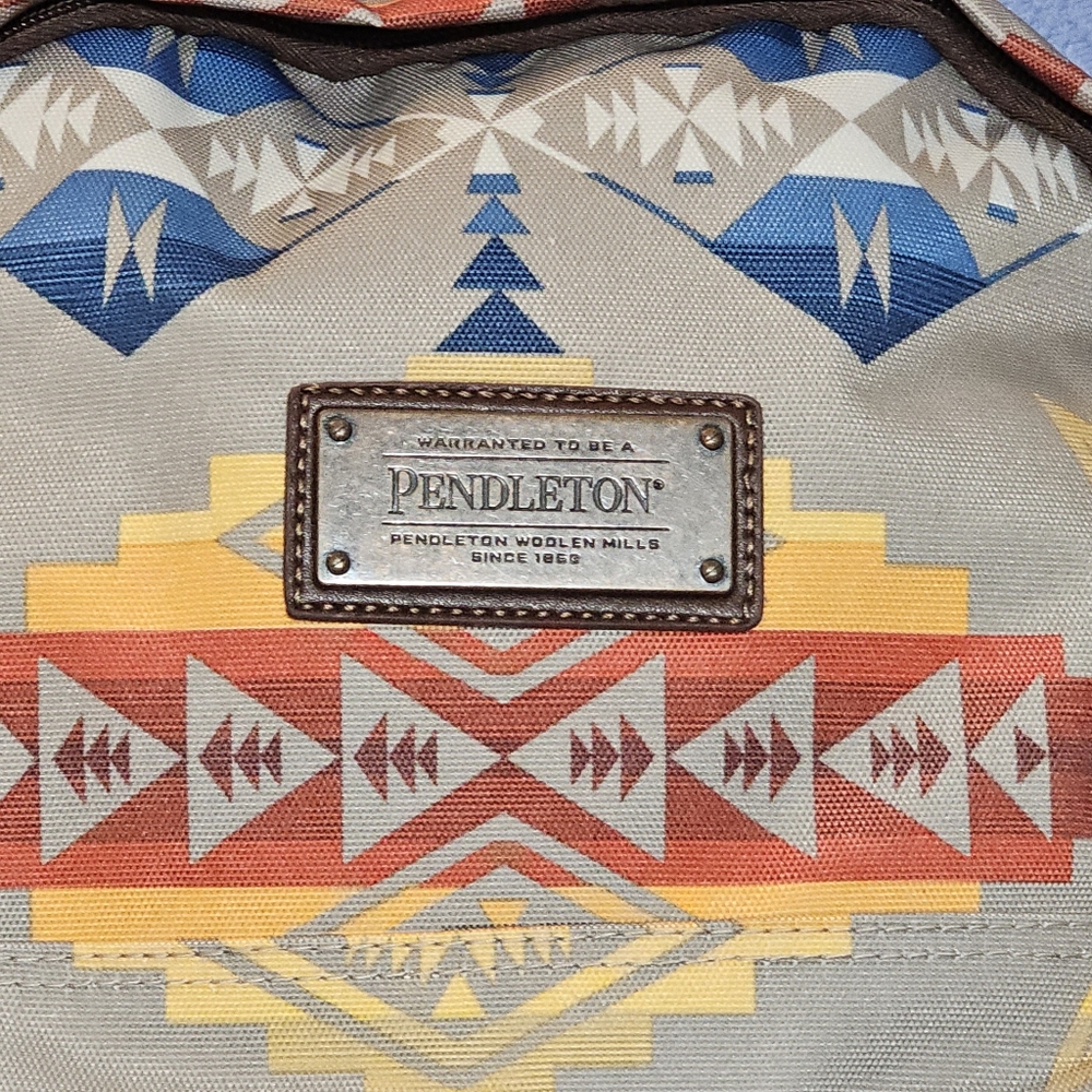 Pendleton Nehalem Grey Harding Backpack - Picture 4 of 4